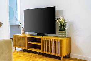 Attica Skyline Living