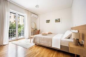 Attica Skyline Living