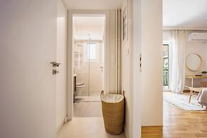 Attica Skyline Living