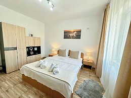 Sunrise Apartments City Center