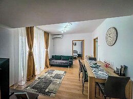 Sunrise Apartments City Center