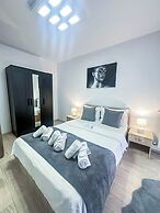 Sunrise Apartments City Center