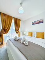 Sunrise Apartments City Center