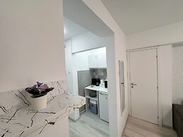 Sunrise Apartments City Center