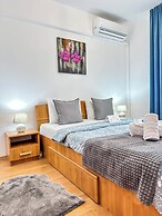 Sunrise Apartments City Center