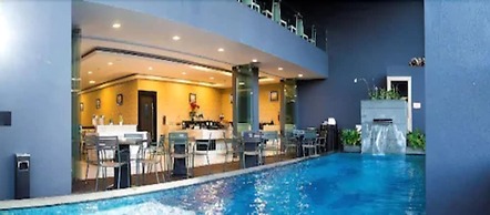 Travello Hotel Bandung