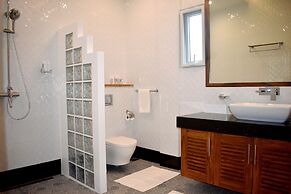 Vida Homes Condo Resort