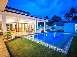 Vida Homes Condo Resort