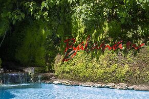 Vida Homes Condo Resort