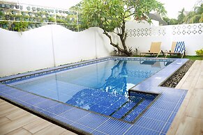 Vida Homes Condo Resort