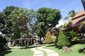 Vida Homes Condo Resort