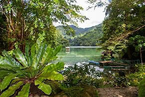 Vida Homes Condo Resort