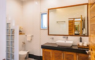 Vida Homes Condo Resort