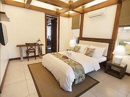 Vida Homes Condo Resort