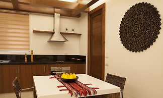 Vida Homes Condo Resort