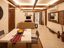 Vida Homes Condo Resort