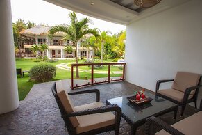 Vida Homes Condo Resort