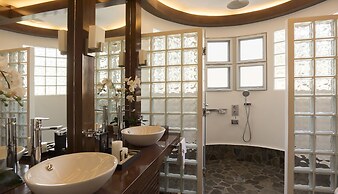 Vida Homes Condo Resort