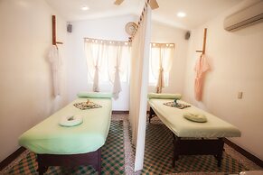 Vida Homes Condo Resort