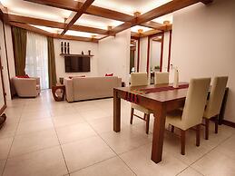 Vida Homes Condo Resort