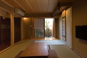 Rikyu-an Machiya Holiday House