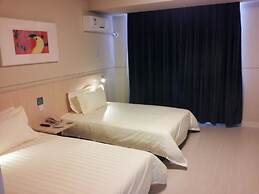 Jinjiang Inn Baoding Railway Station