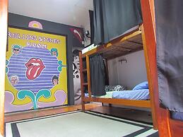 Vila Rock Hostel