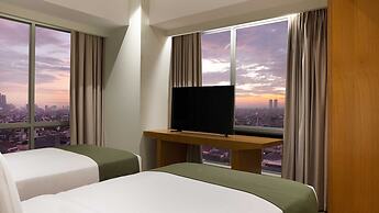 Holiday Inn & Suites Jakarta Gajah Mada by IHG