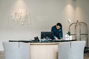 Holiday Inn & Suites Jakarta Gajah Mada by IHG
