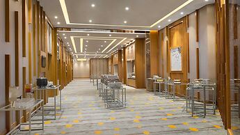 Holiday Inn & Suites Jakarta Gajah Mada by IHG