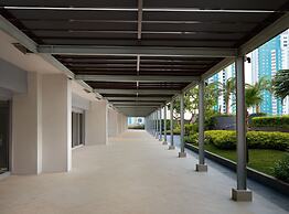 Holiday Inn & Suites Jakarta Gajah Mada by IHG