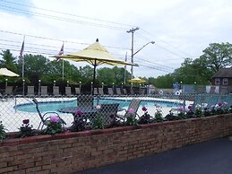 Mohican Resort Motel