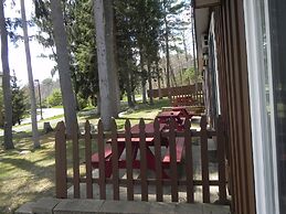Mohican Resort Motel