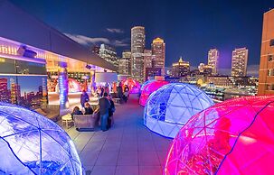 The Envoy Hotel, Autograph Collection