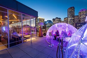 The Envoy Hotel, Autograph Collection