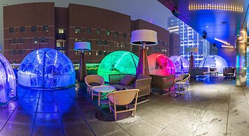 The Envoy Hotel, Autograph Collection