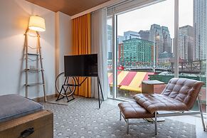 The Envoy Hotel, Autograph Collection