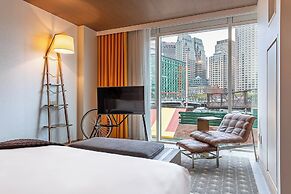 The Envoy Hotel, Autograph Collection