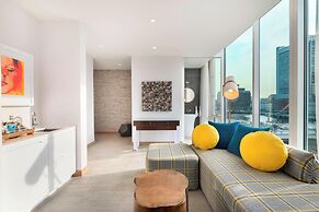 The Envoy Hotel, Autograph Collection