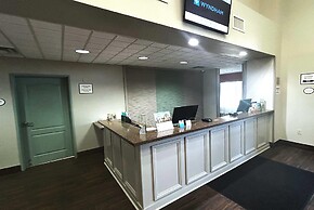 Wyndham Garden Lancaster CA