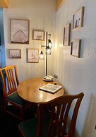 Moose Creek Lodge & Suites