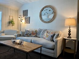 Moose Creek Lodge & Suites