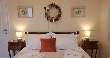 Garitsa bay Apartment