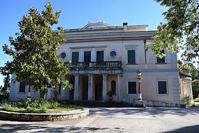 Garitsa bay Apartment