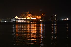 Garitsa bay Apartment