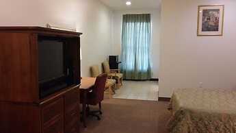 Country Regency Inn & Suites