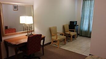 Country Regency Inn & Suites