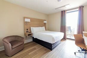 Bask Hotel at Big Rock Landing