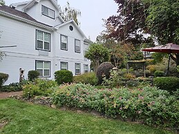 Inn at 161