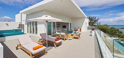 Myra Seafront Suites with Lov